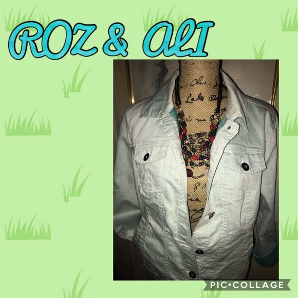 ROZ & ALI LIGHT GREEN DENIM JACKET~TRADITIONAL TRUCKER STYLE ~MEDIUM - Picture 1 of 5